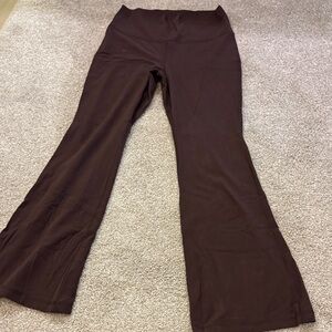 TNA Aritzia Butter High Rised Flare Legging Size Large